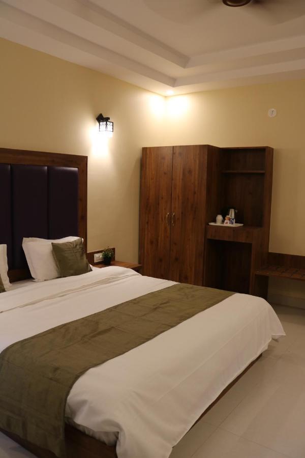 Hotel Centro Calangute Exteriör bild